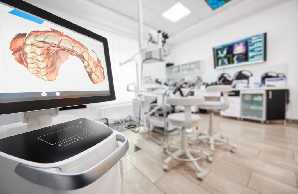 Cabinet dentaire moderne équipé d’ordinateurs et de radiologie numérique chez Urbadental Vaud
