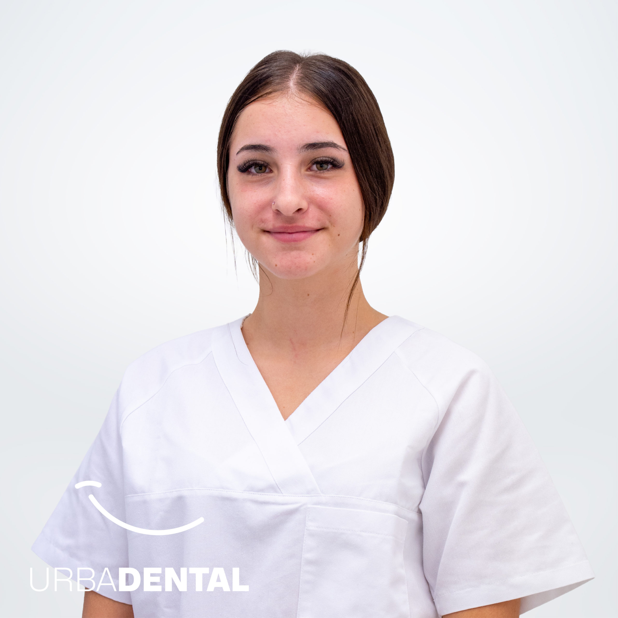 Mafalda Moreira, apprentie assistante dentaire chez Urbadental
